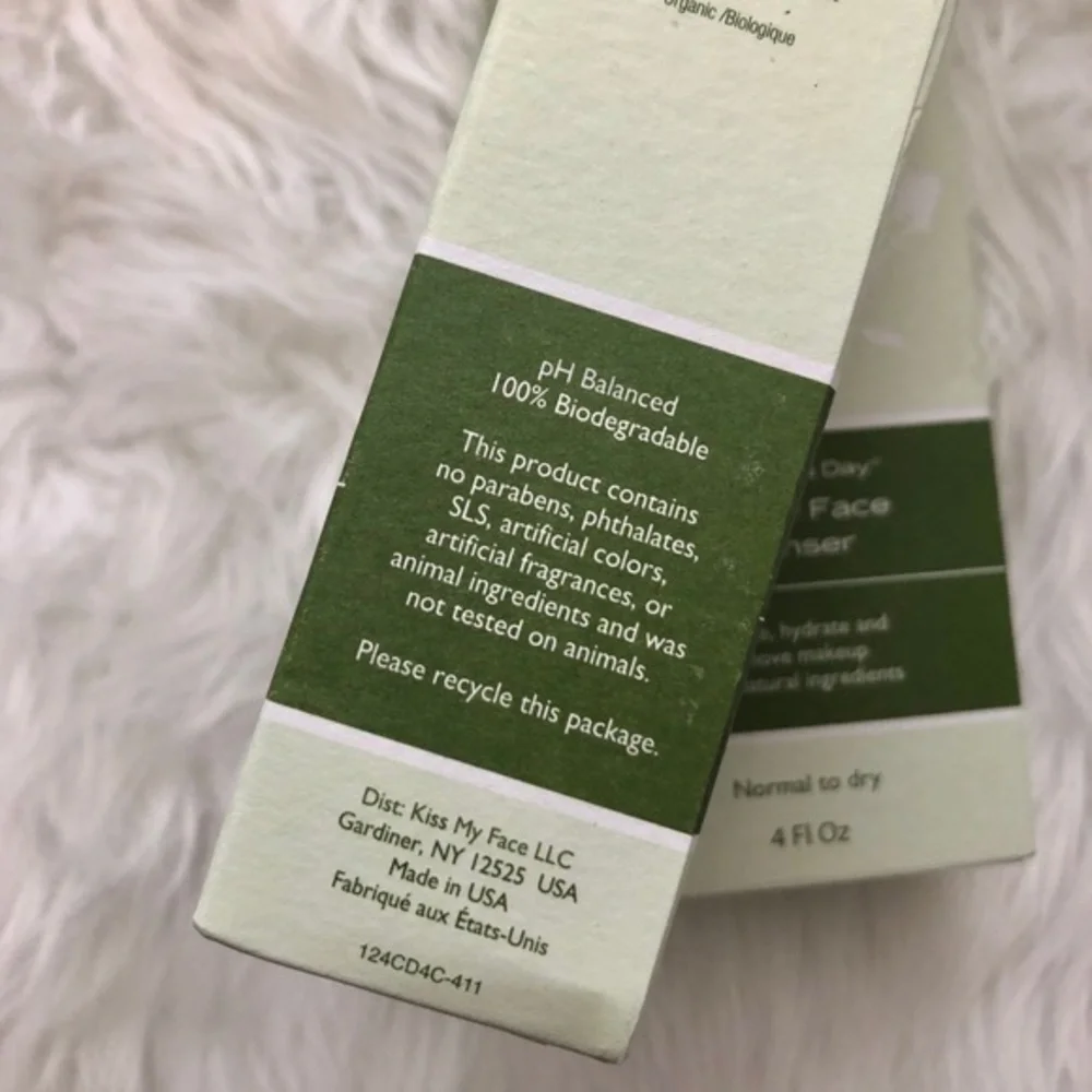 NOT FOR‎ SALE  Kiss My Face Discontinued Creamy Face Cleanser
